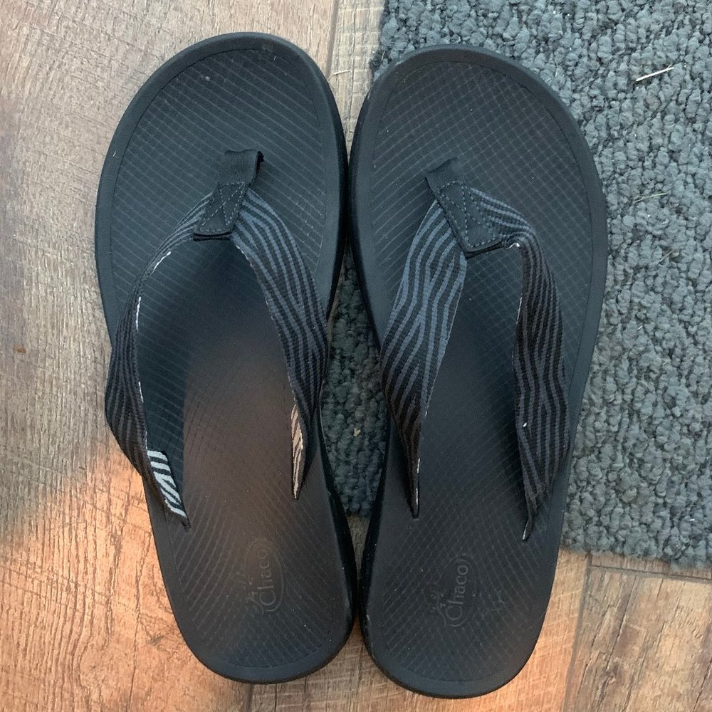 Chaco Flip Flops, Mens: Size 10, Black